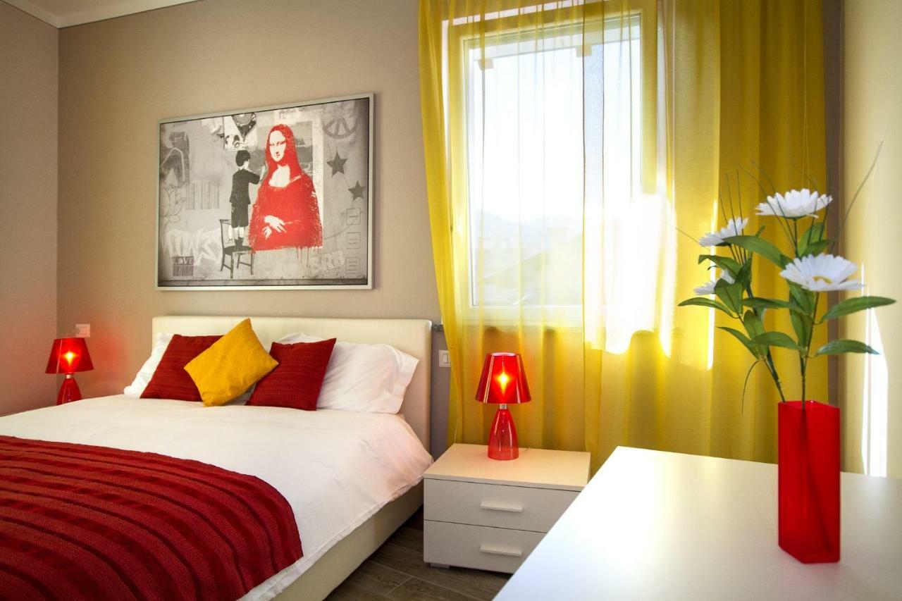Appartement New La Lombarda City Center 2 à Stresa Extérieur photo