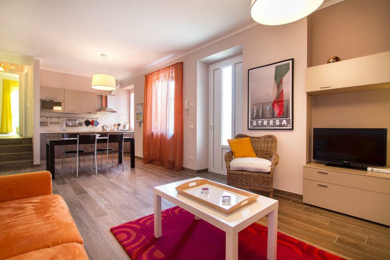 Appartement New La Lombarda City Center 2 à Stresa Extérieur photo
